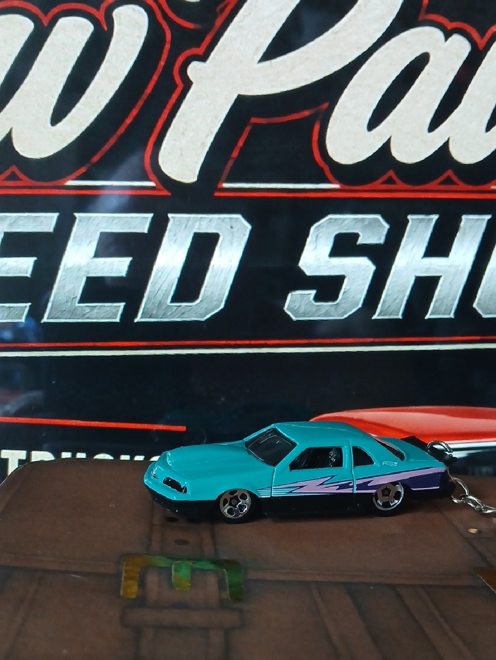 88 Ford Thunderbird HW Teal Race Car Keychain - Unbranded